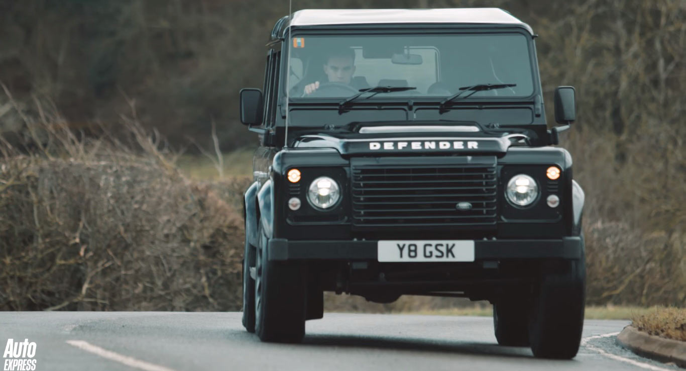 uitlaat Boren ondernemer Land Rover Defender Works Is An Official Limited Run With Jaguar's 400HP V8  | Carscoops