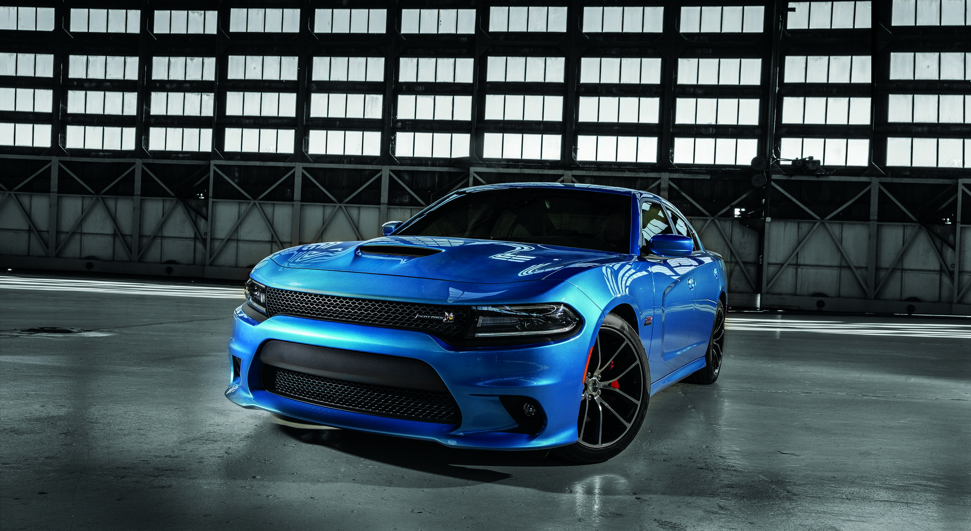 Dodge-Challenger-1 2018 Dodge Challenger Gets Retro Colors And A New Shakedown Package