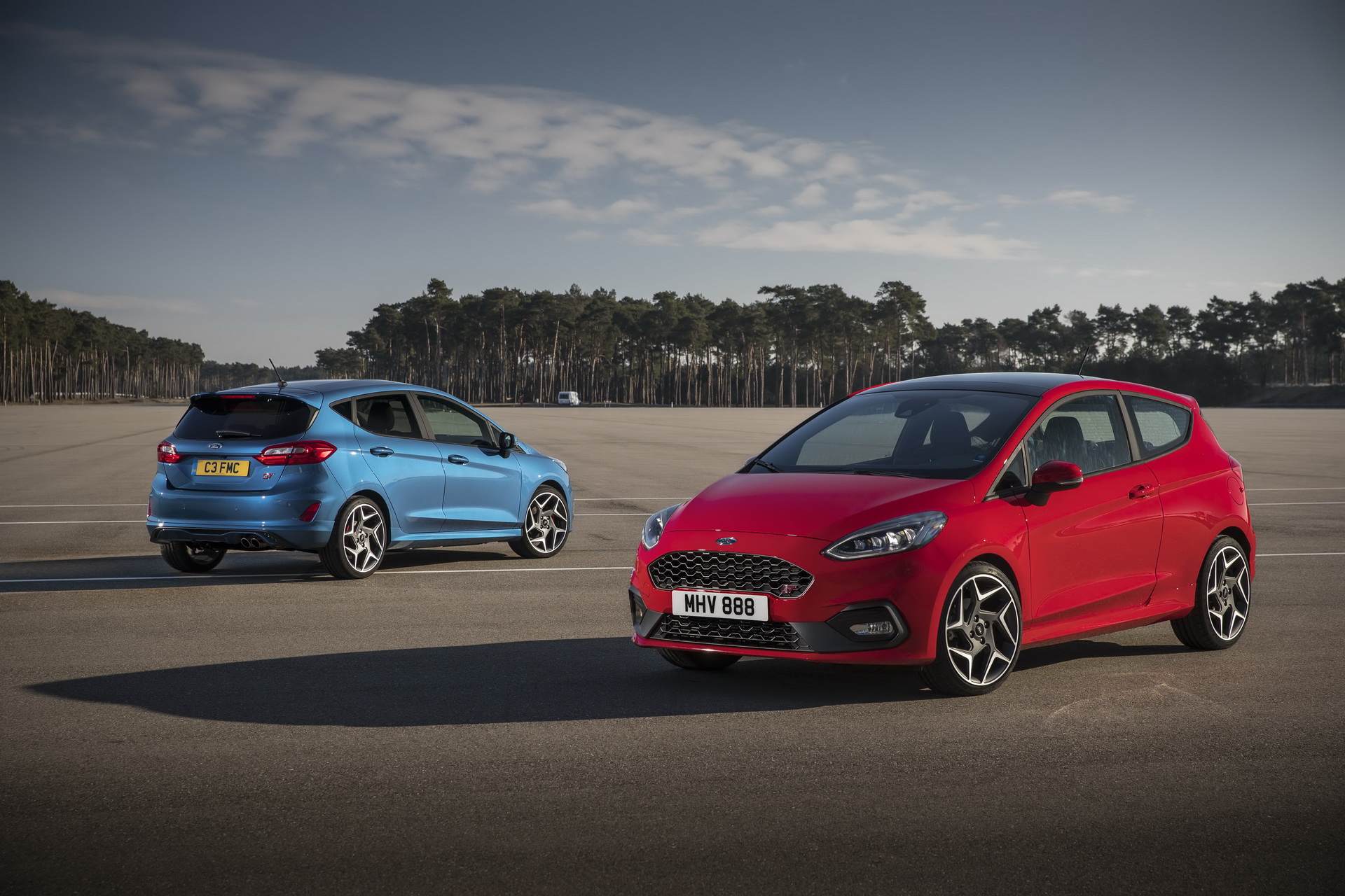 FORD_2018_FIESTA_ST__01 Hot New 2018 Ford Fiesta ST To Be Offered With LSD And Launch Control