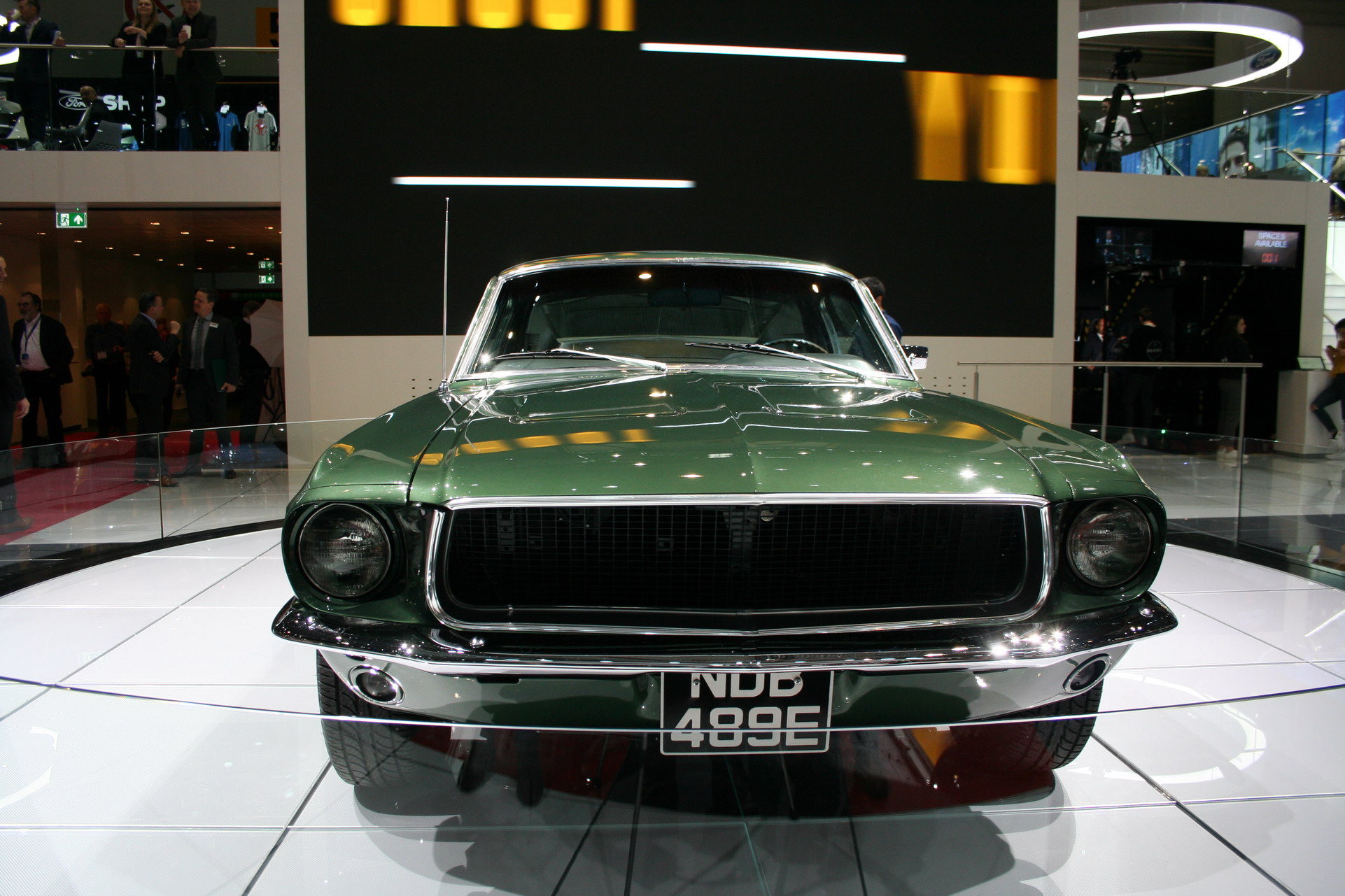 Ford-Mustang-Bullit-11 Ford Mustang Bullitt With 457HP V8 Wears Euro Costume In Geneva