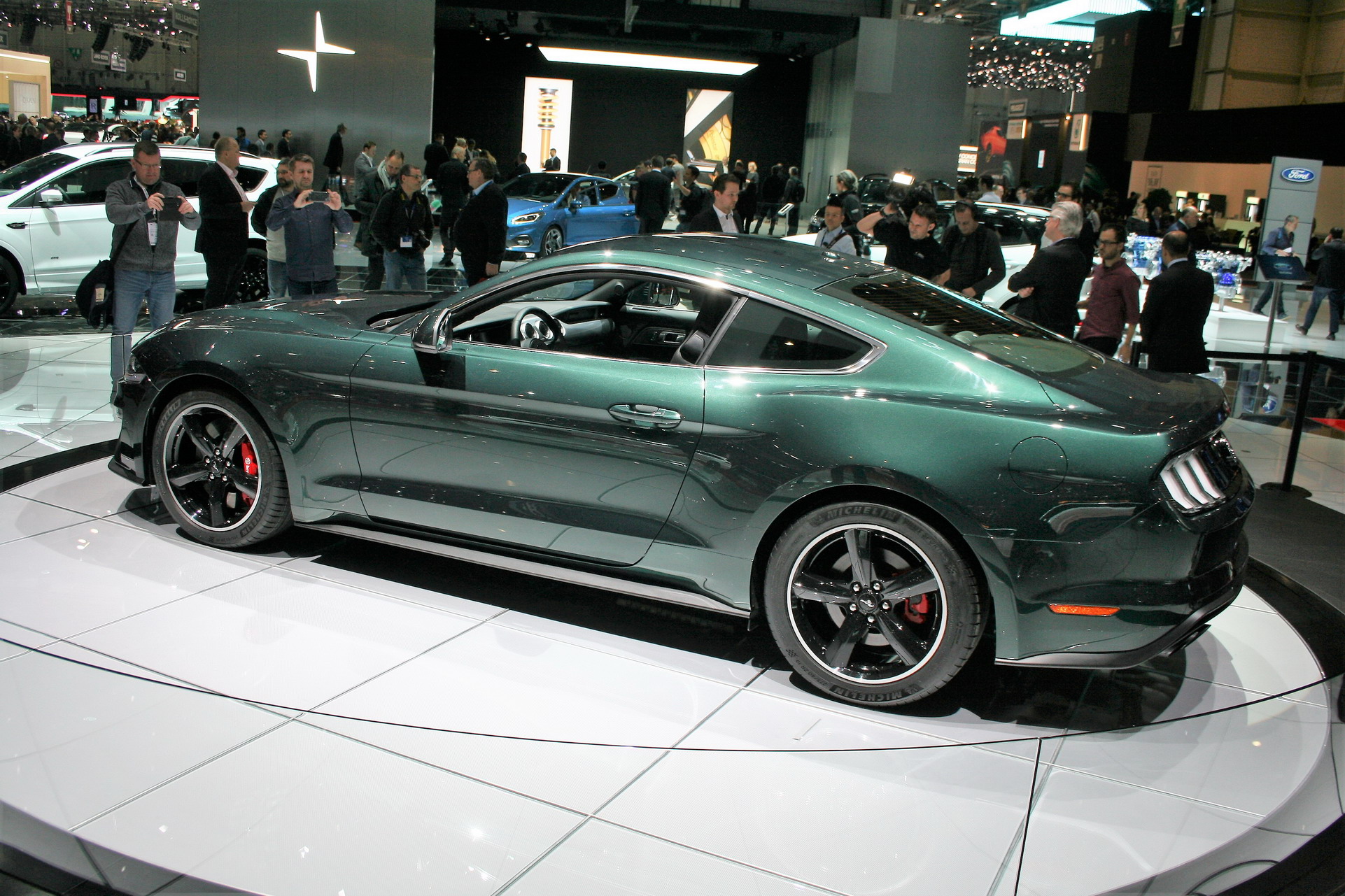 Ford-Mustang-Bullit-5 Ford Mustang Bullitt With 457HP V8 Wears Euro Costume In Geneva