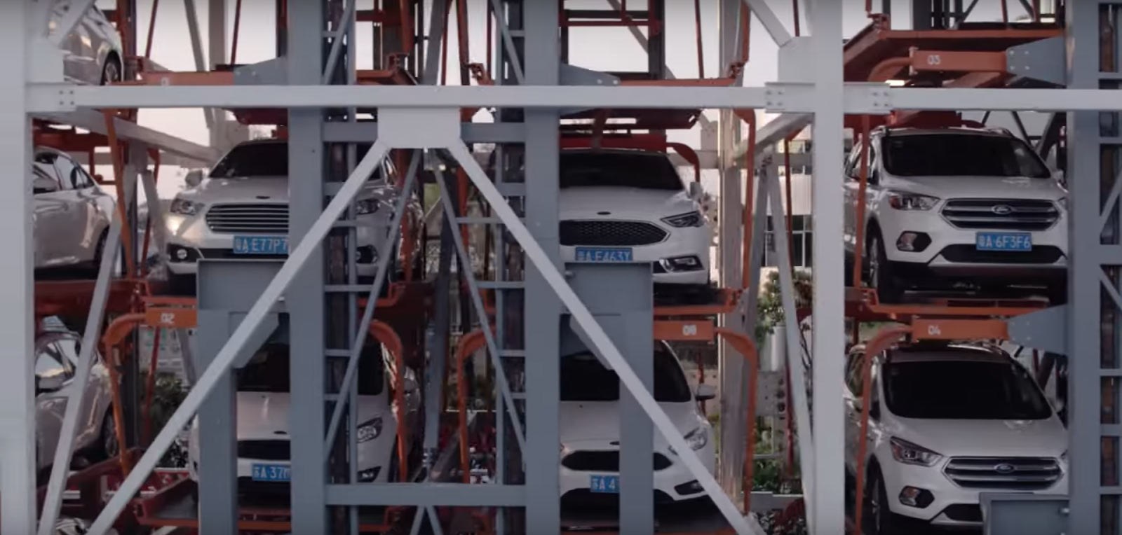 Ford-Vending-Machine-12 Ford Launched A Gigantic Car Vending Machine In China