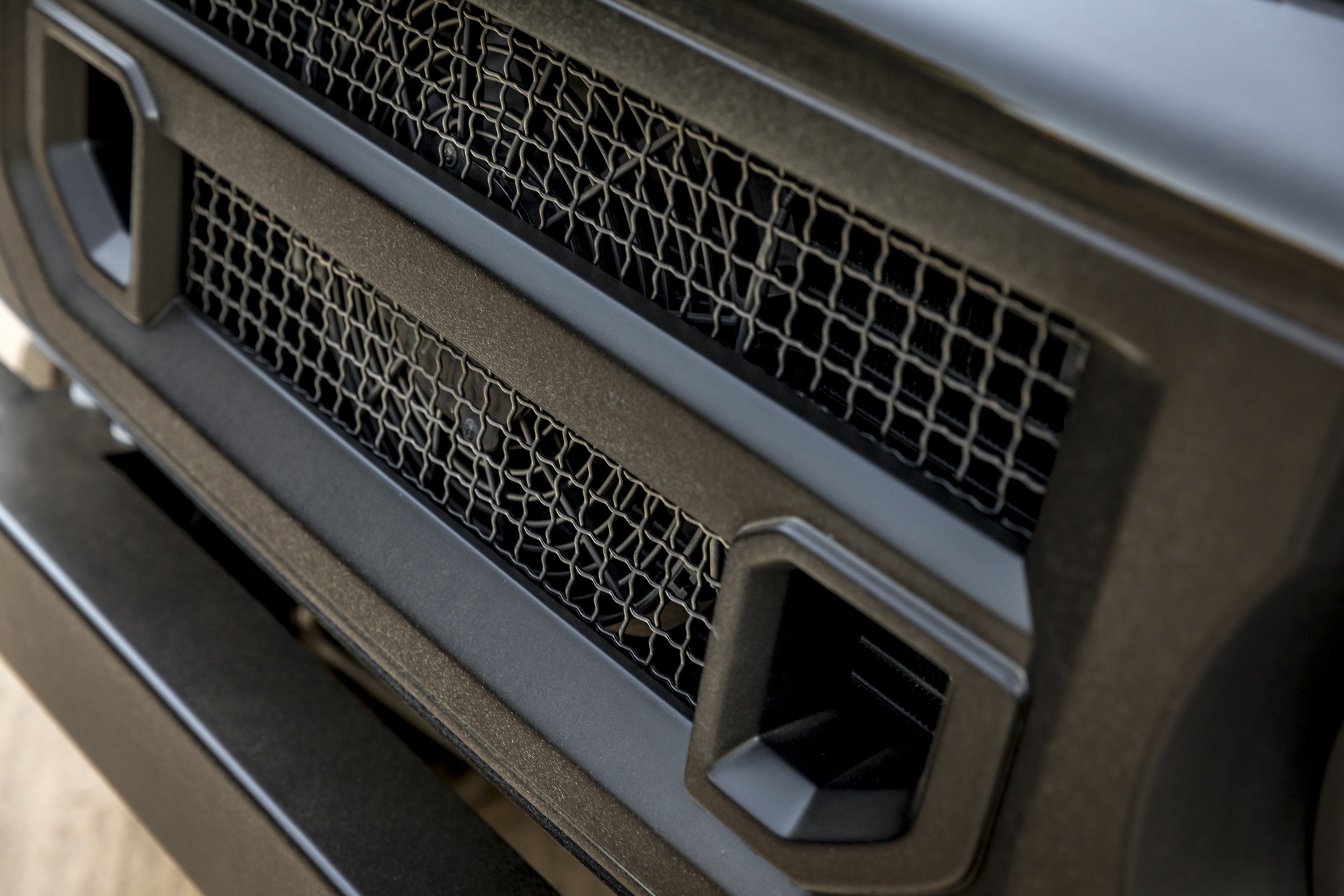 Fusion-Defender-17 Land Rover Defender Gets An LS3 V8 Upgrade From Fusion