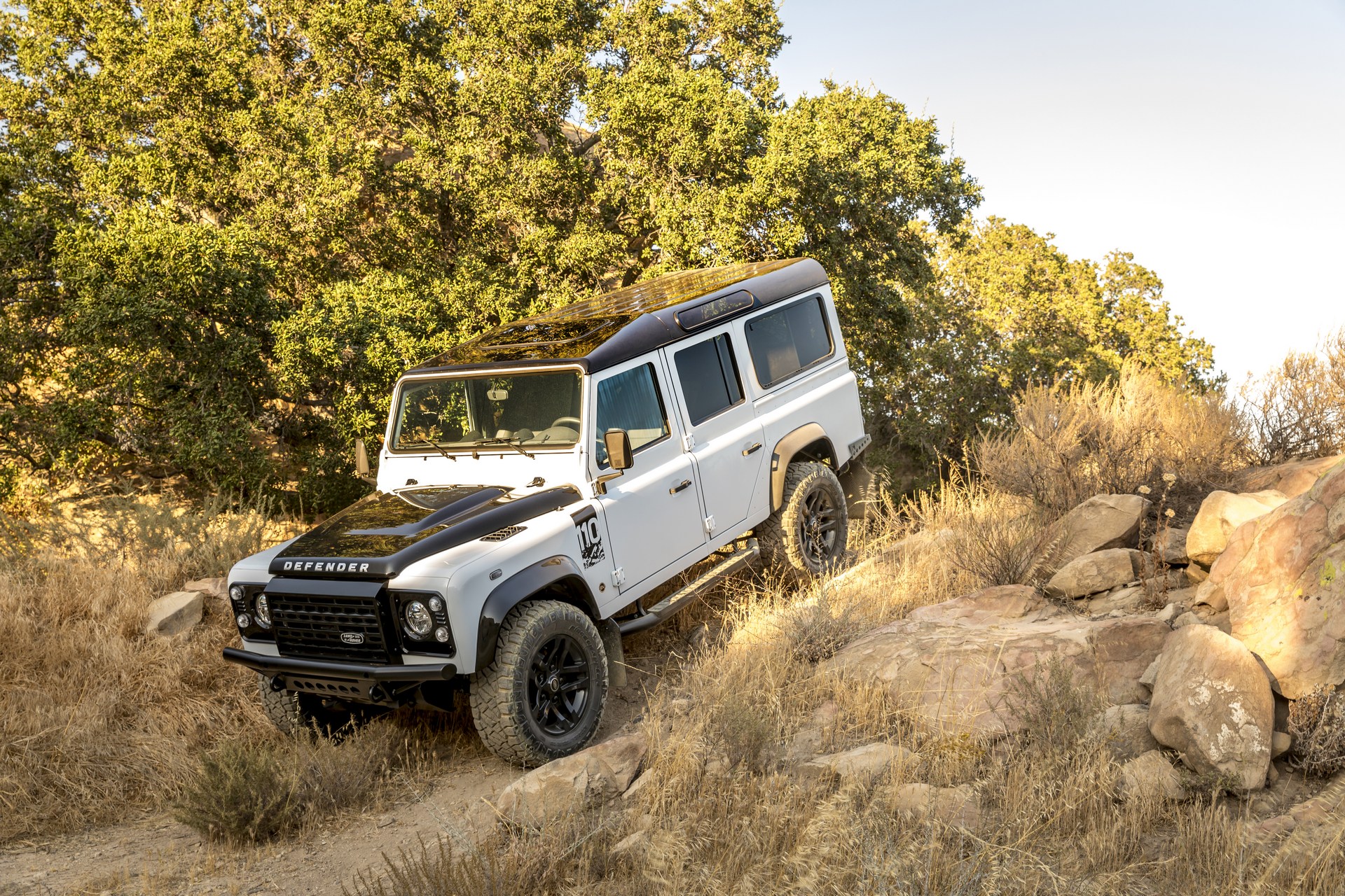 Fusion-Defender-7 Land Rover Defender Gets An LS3 V8 Upgrade From Fusion