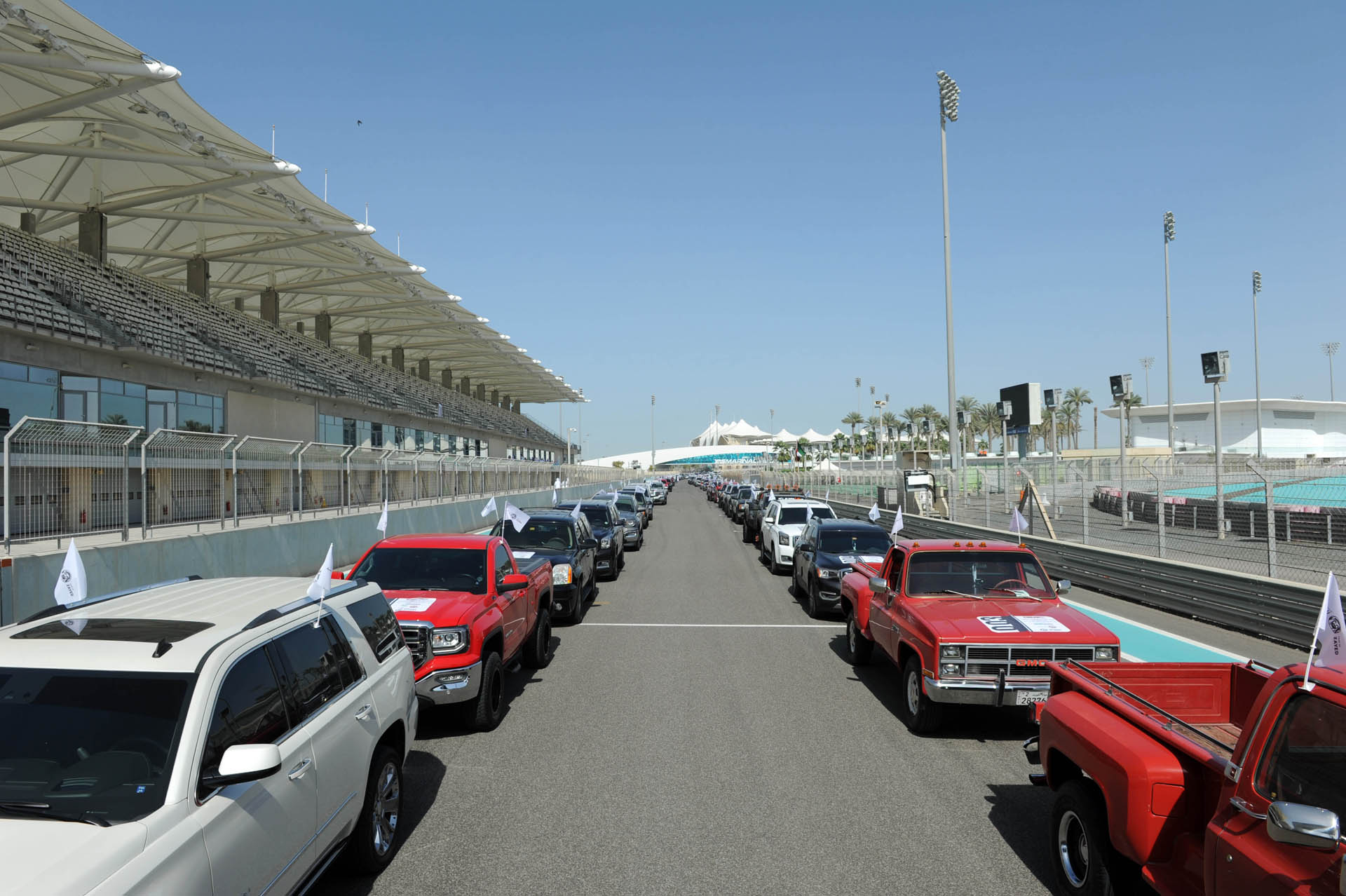 GMC sets Guinnes World Record 191 GMC Trucks Just Held A Record Parade… Guess Where