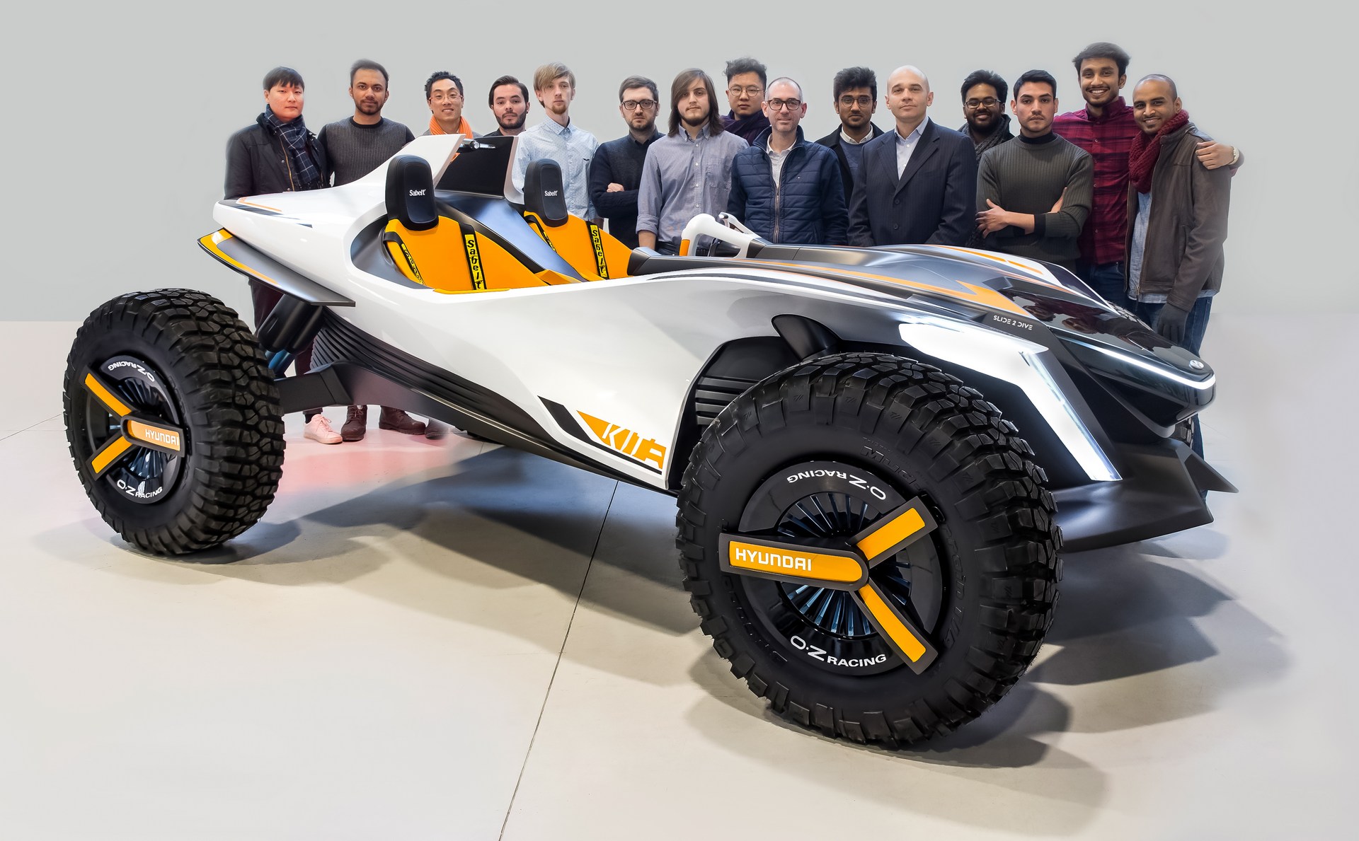Hyundai-Kite-Concept-6 Hyundai’s Kite Concept Is A Dune Buggy That Turns Into A Jet Ski