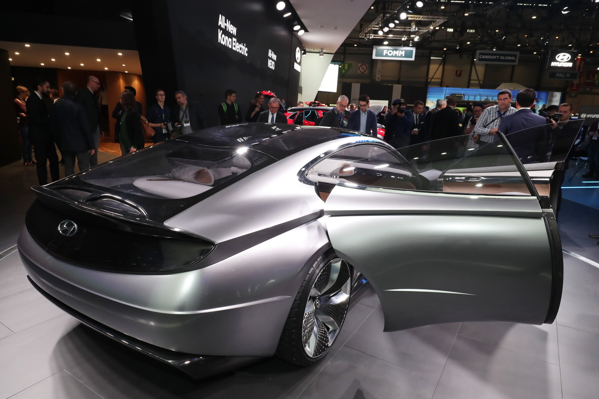 Hyundai Le Fil Rouge-18 Hyundai Le Fil Rouge Concept Brings Mathematical Perfection To Geneva