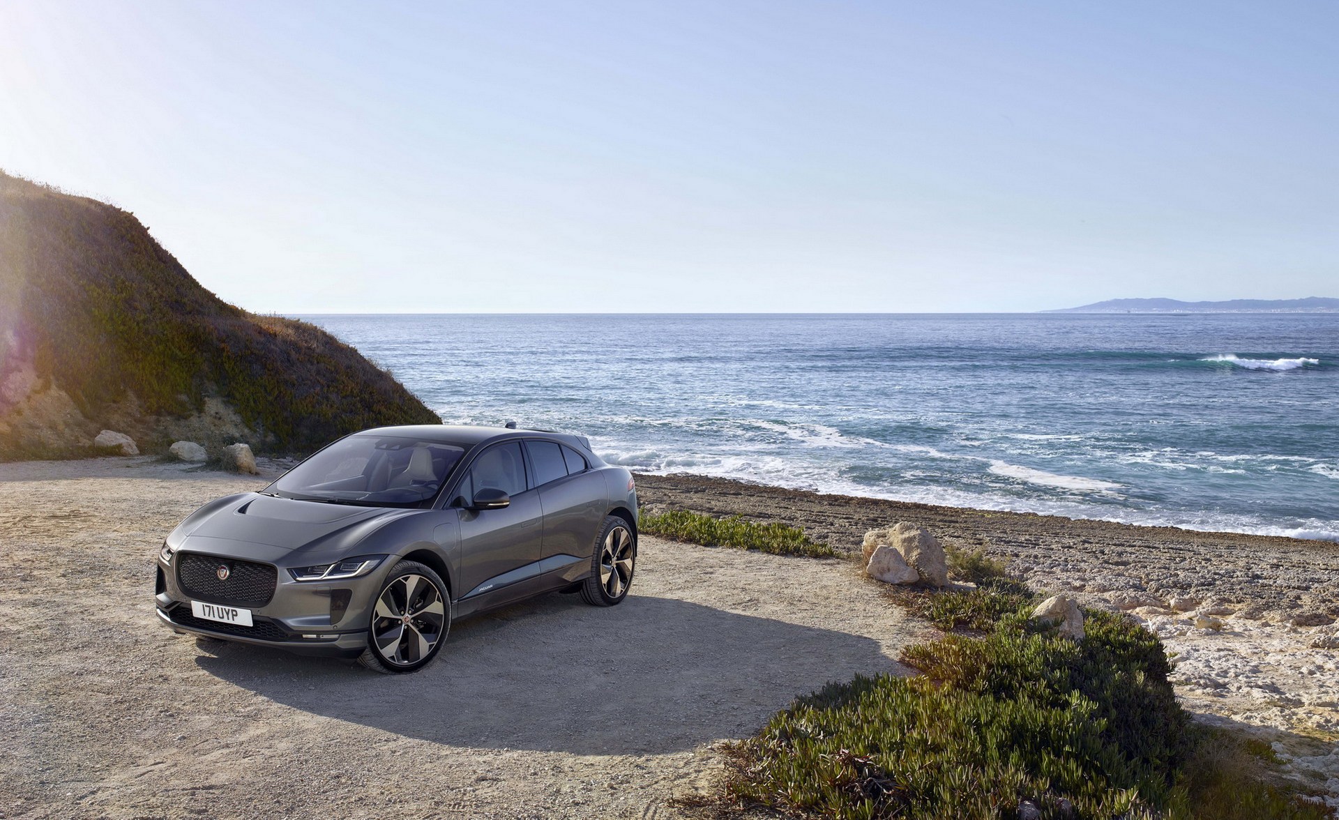 Jaguar-I-Pace-4 2019 Jaguar I-Pace Configuator Reveals A Host Of High-Tech Options