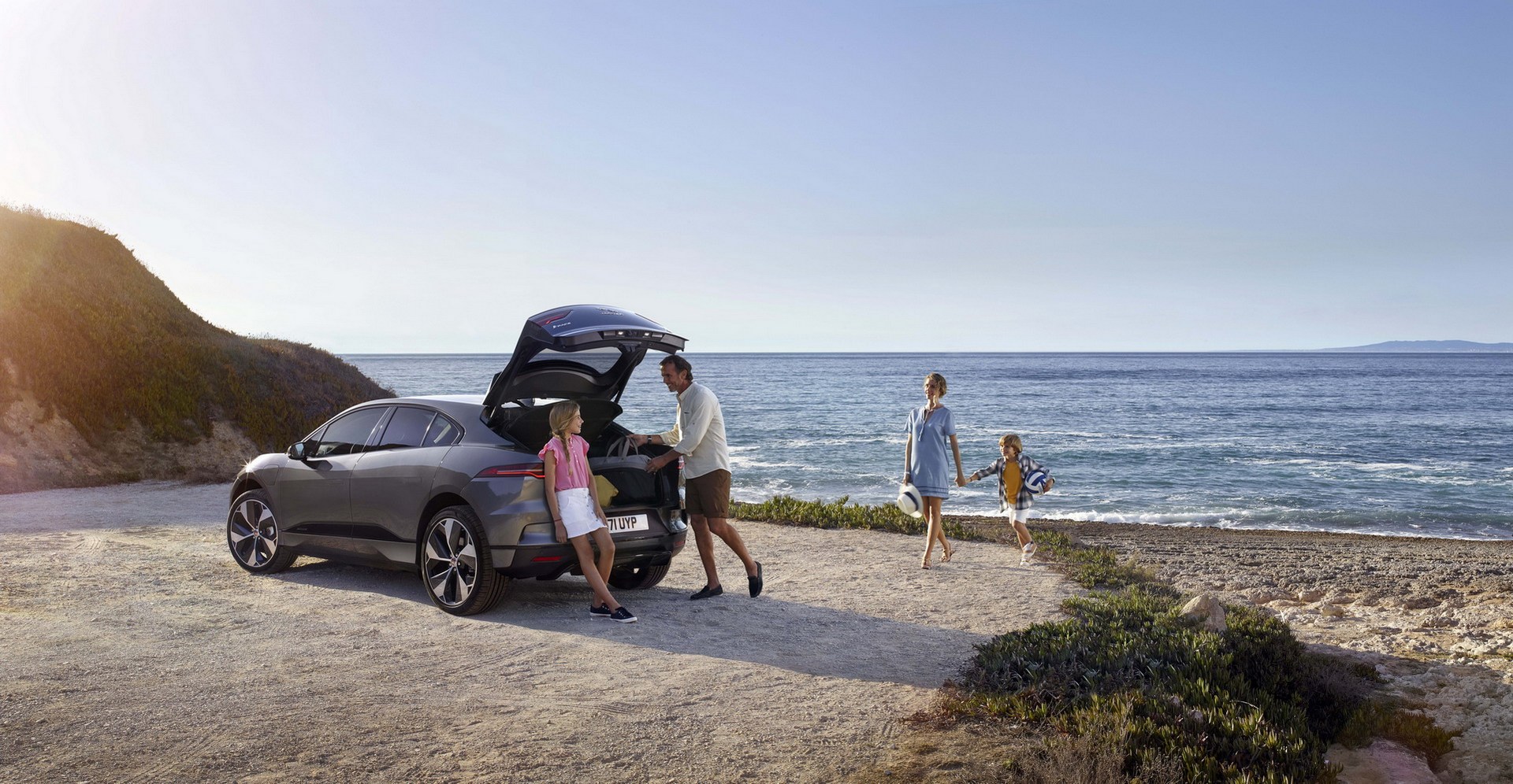 Jaguar-I-Pace-5 2019 Jaguar I-Pace Configuator Reveals A Host Of High-Tech Options