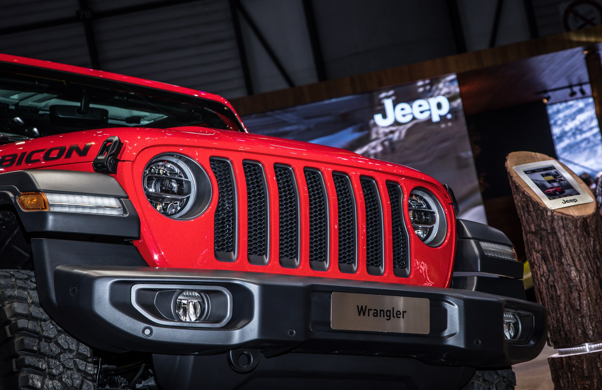 Jeep-Wrangler-Euro-Spec-11 This Is Europe’s All-new 2018 Jeep Wrangler