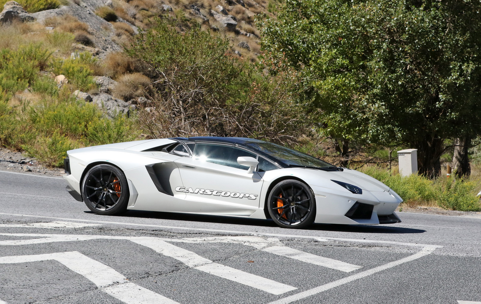 Lamborghini Aventador Performante Mule 10 Lamborghini Aventador SVJ Will Boast More Than 800 PS – And We Might Just Be Looking At It