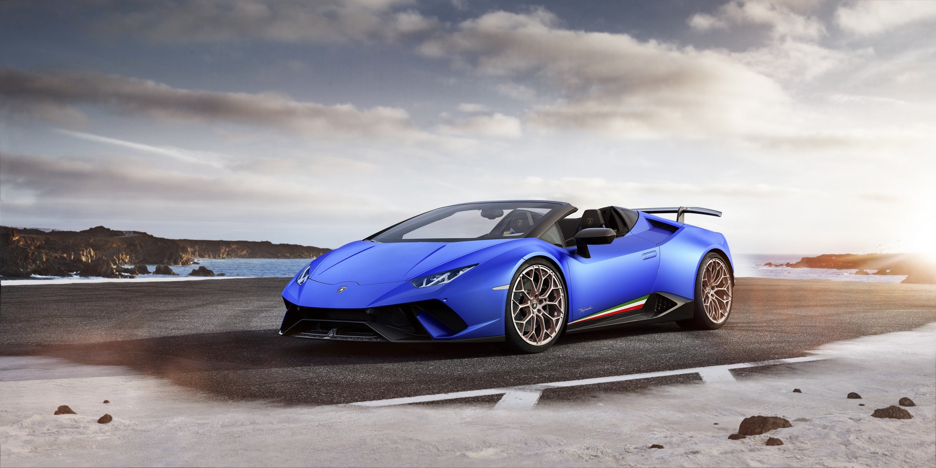 Lamborghini-Huracan-Performante-Spyder-1 Lamborghini Huracan Performante Spyder Lands In America For $308K