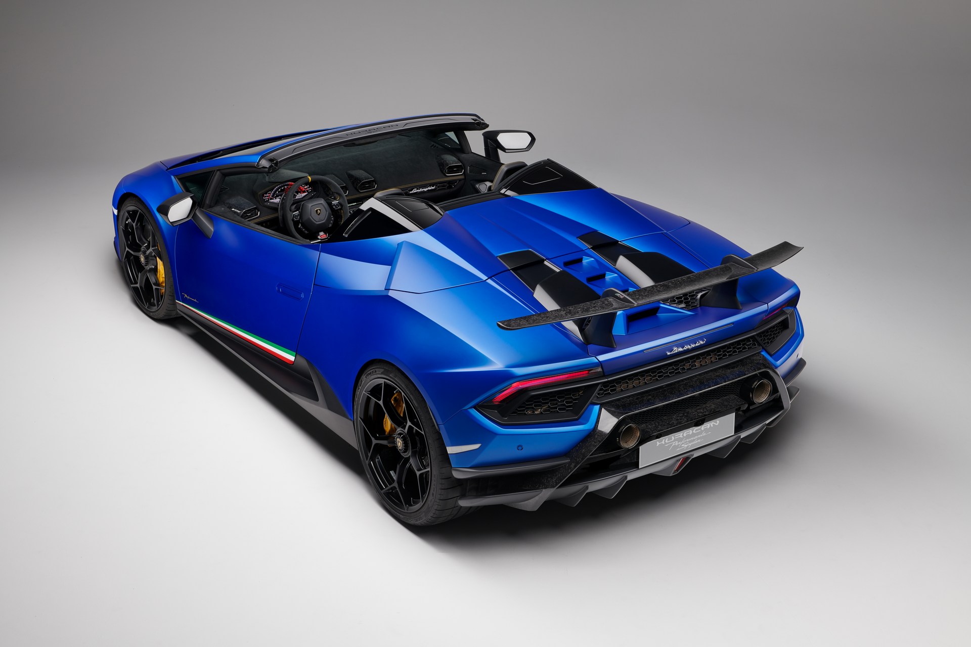 Lamborghini-Huracan-Performante-Spyder-3 Lamborghini Huracan Performante Spyder Lands In America For $308K