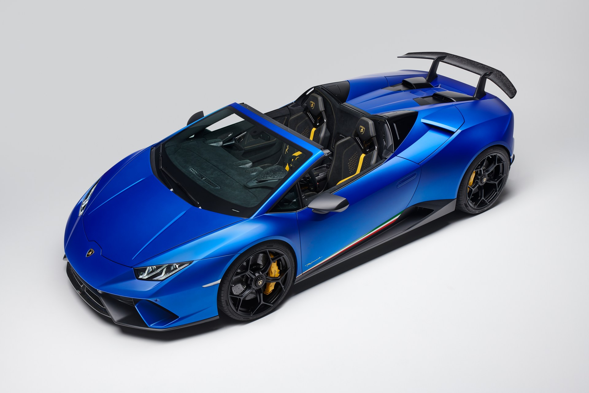 Lamborghini-Huracan-Performante-Spyder-4 Lamborghini Huracan Performante Spyder Lands In America For $308K