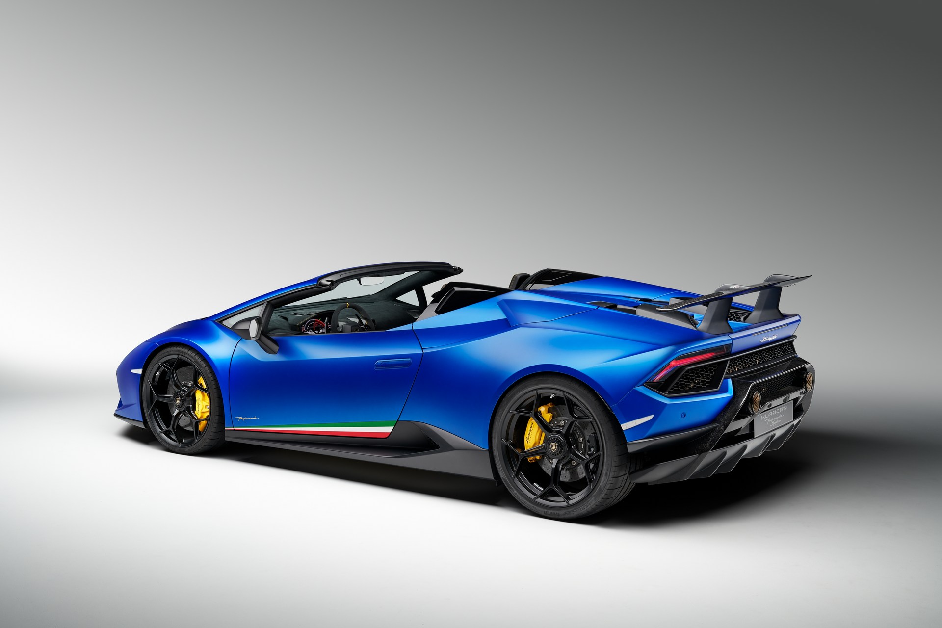 Lamborghini-Huracan-Performante-Spyder-6 Lamborghini Huracan Performante Spyder Lands In America For $308K