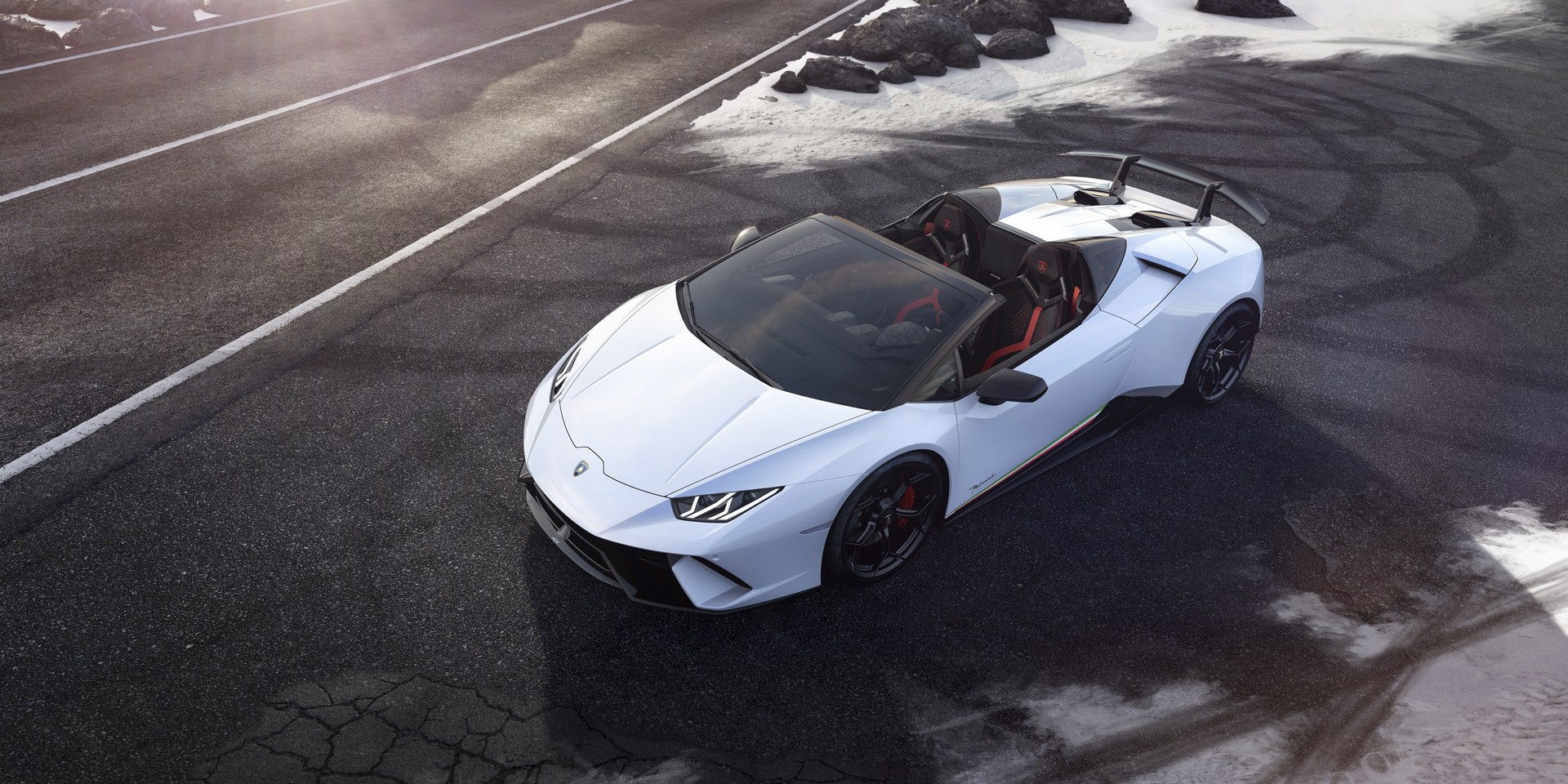 Lamborghini-Huracan-Performante-Spyder-7 Lamborghini Huracan Performante Spyder Lands In America For $308K