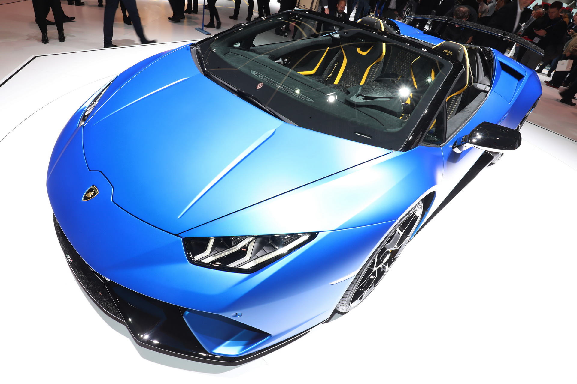 Lamborghini-Huracan-Spyder-Performante-18 Lamborghini Huracan Performante Spyder Goes Topless In Geneva