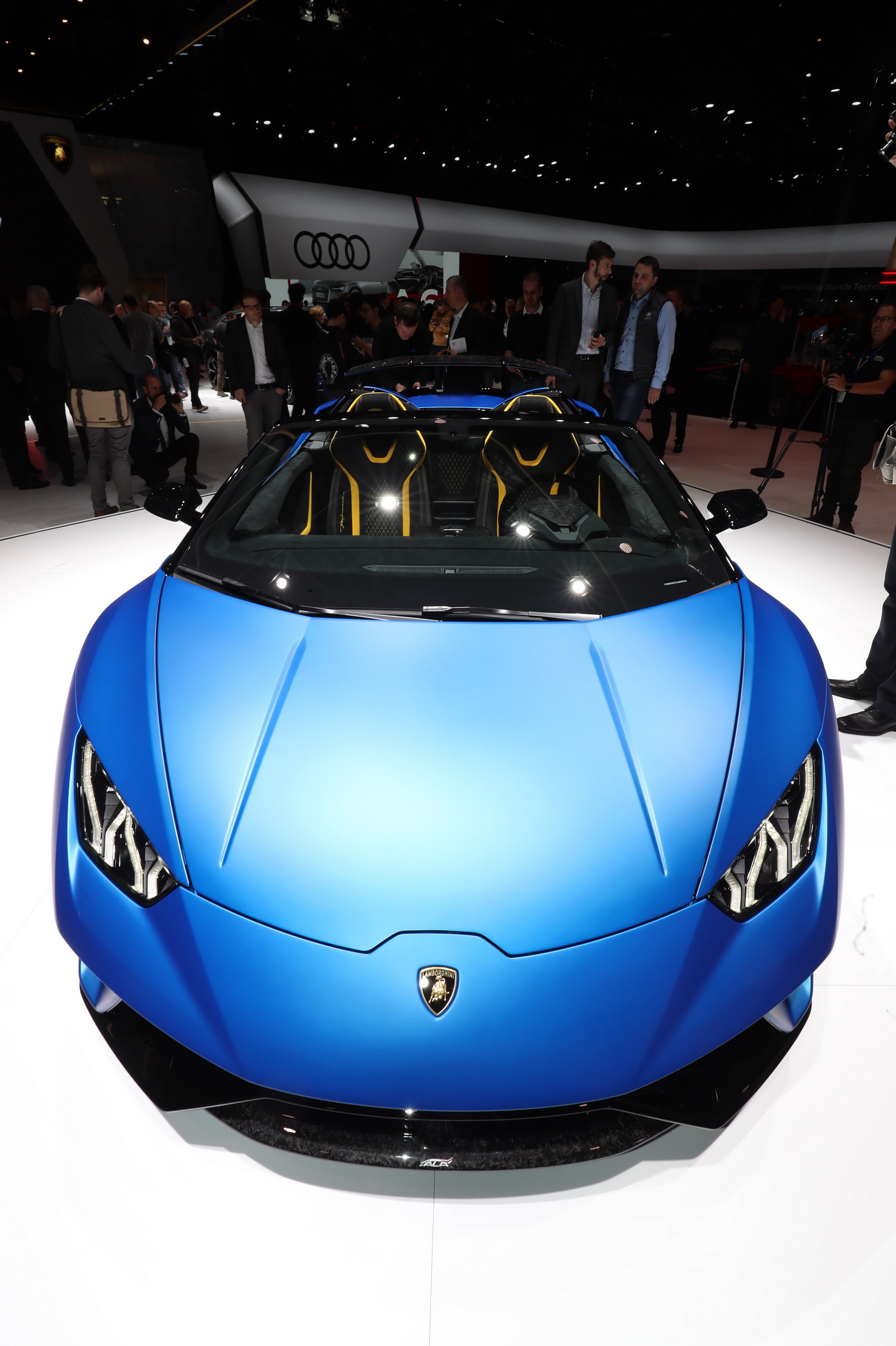 Lamborghini-Huracan-Spyder-Performante-22 Lamborghini Huracan Performante Spyder Goes Topless In Geneva