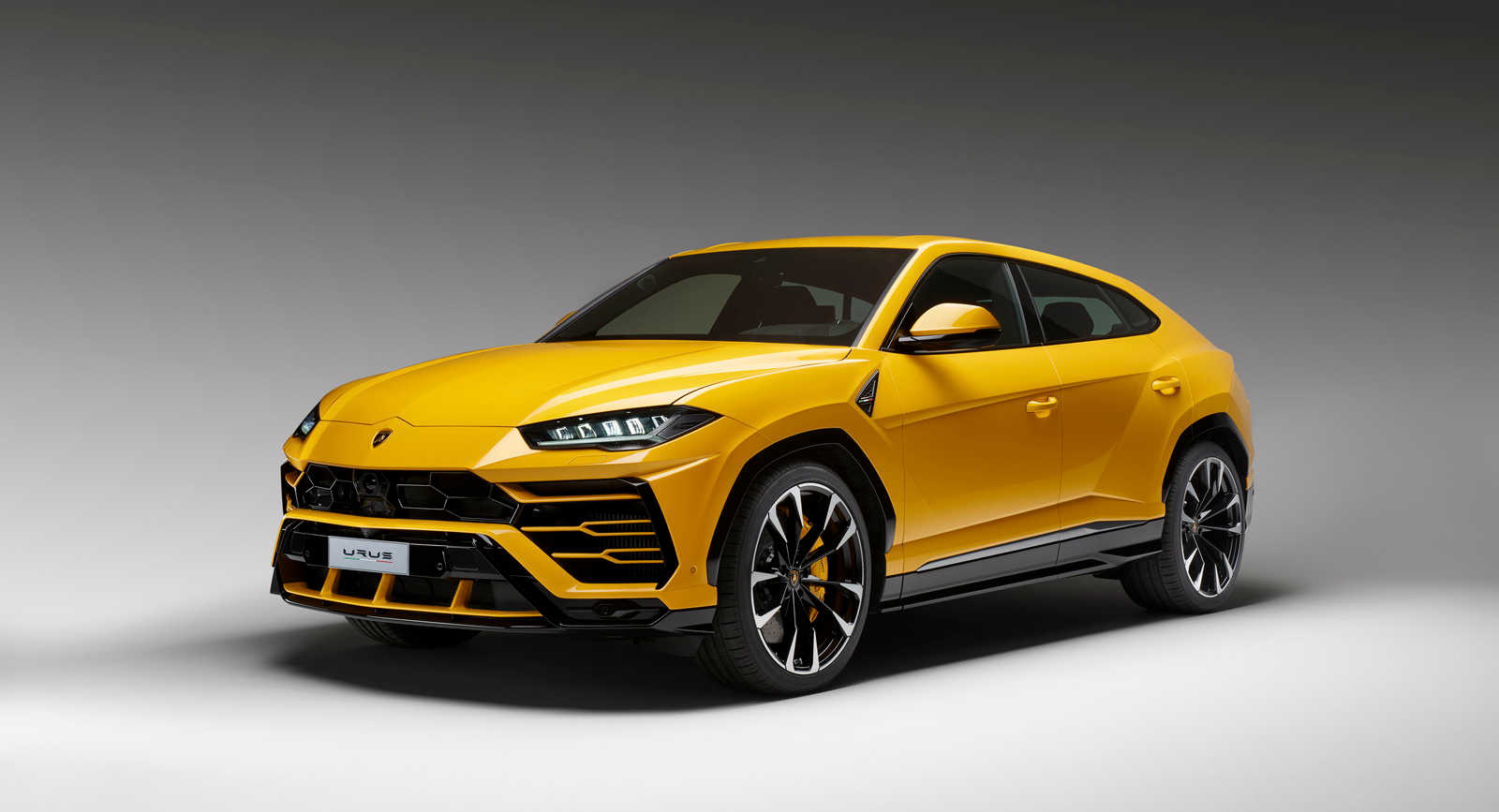 Lamborghini Urus Lamborghini CEO Claims Urus Demand Far Exceeded Expectations