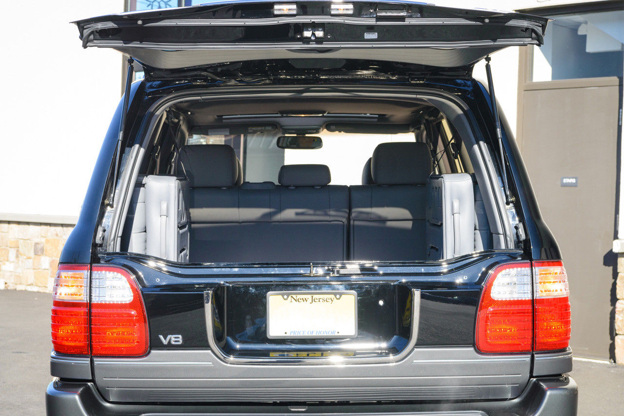 Lexus-LX470-10 This ‘New’ Lexus LX 470 Was Stolen In 2001; Now It’s Being Sold For $140k With 1k Miles