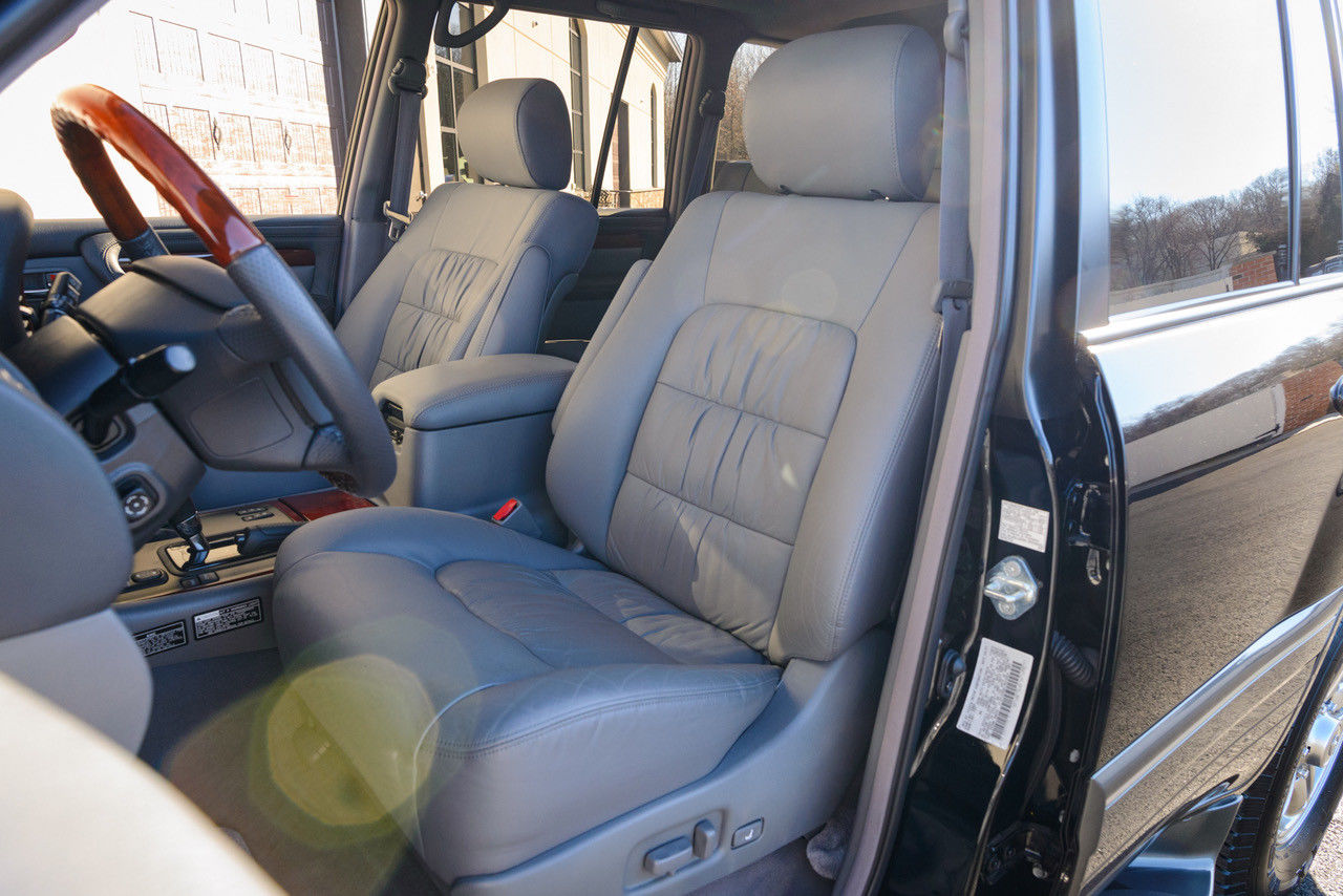 Lexus-LX470-12 This ‘New’ Lexus LX 470 Was Stolen In 2001; Now It’s Being Sold For $140k With 1k Miles