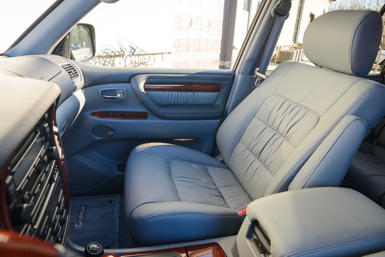 Lexus-LX470-16 This ‘New’ Lexus LX 470 Was Stolen In 2001; Now It’s Being Sold For $140k With 1k Miles