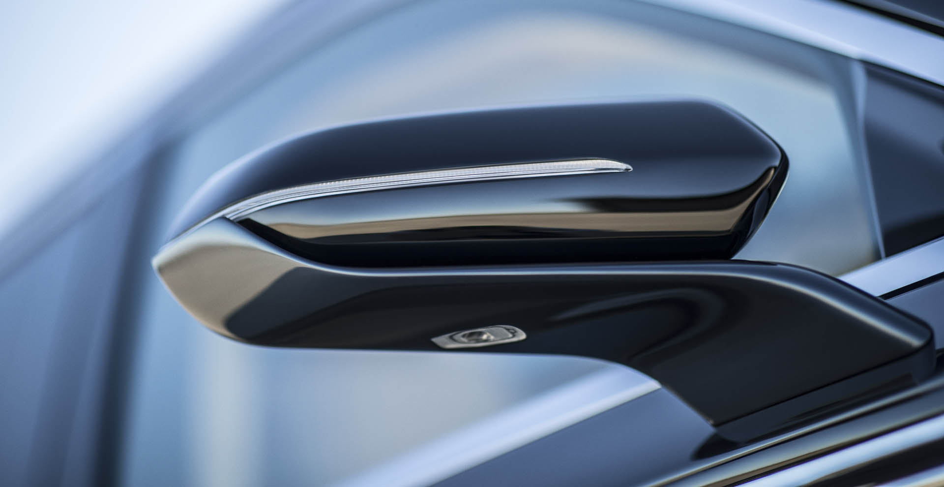 Lincoln Aviator Lincoln Aviator Forecasts An Elegant Three-Row Plug-In Hybrid