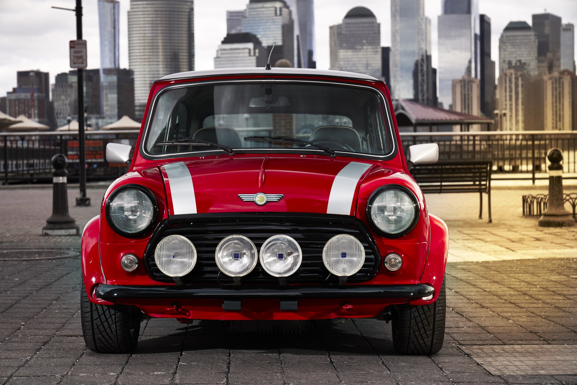 MINI-EV-4 MINI Goes Old School With A One-Off Electric Classic Cooper