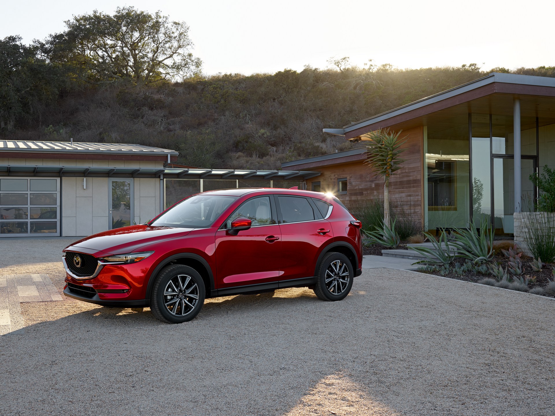 Mazda-CX-5-12 3 SUVs Battle For Title Of 2018 World Car Of The Year – w/Poll
