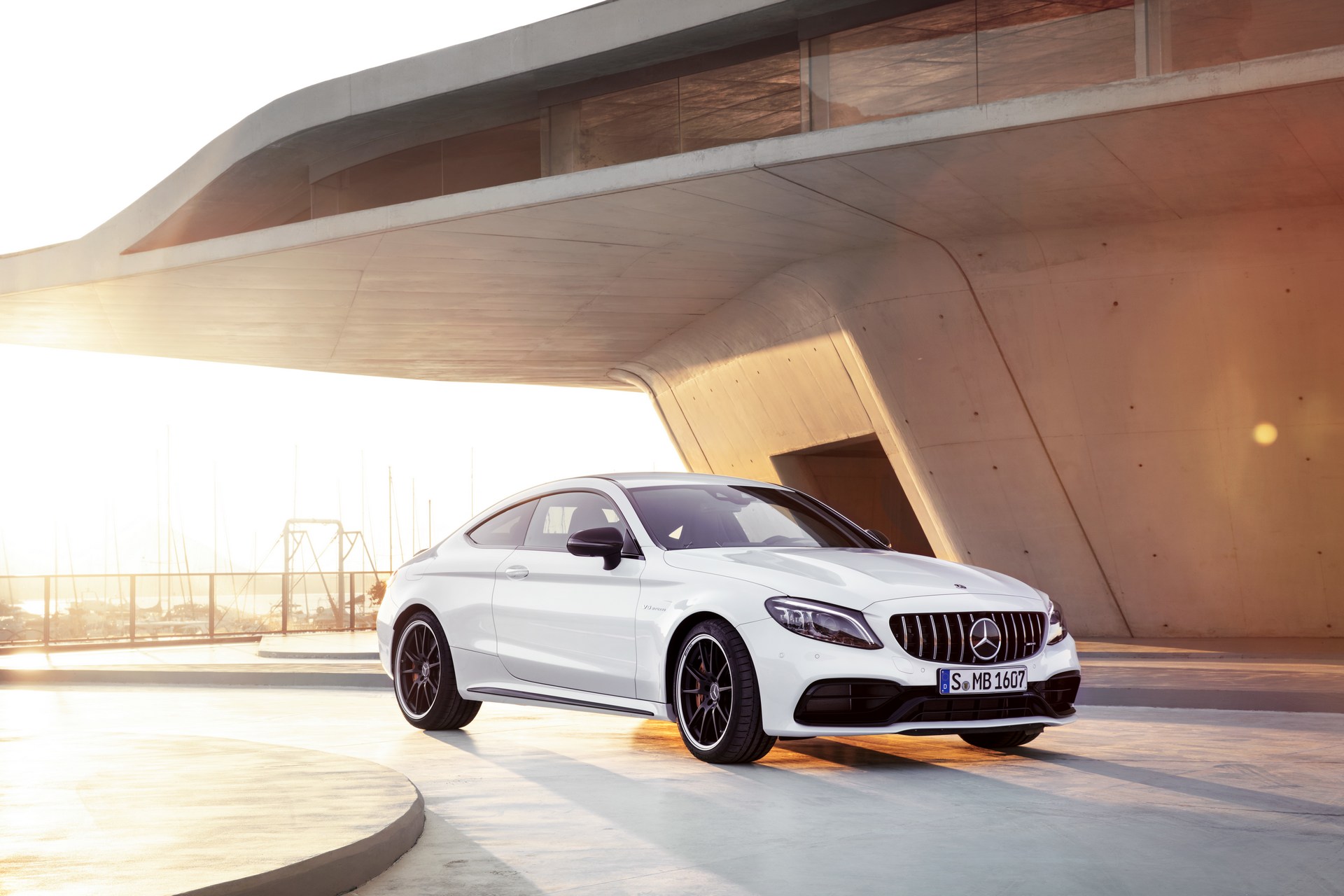 Mercedes-AMG-C63-Coupe-26 2019 Mercedes-AMG C63 Lineup Gets A Facelift And New Tech