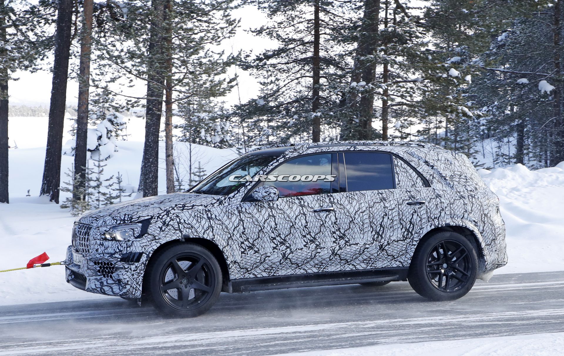 Mercedes-AMG-GLE-63-Spy-Shots-12 Next Mercedes-AMG GLE 63 Wants To Kidnap BMW Buyers