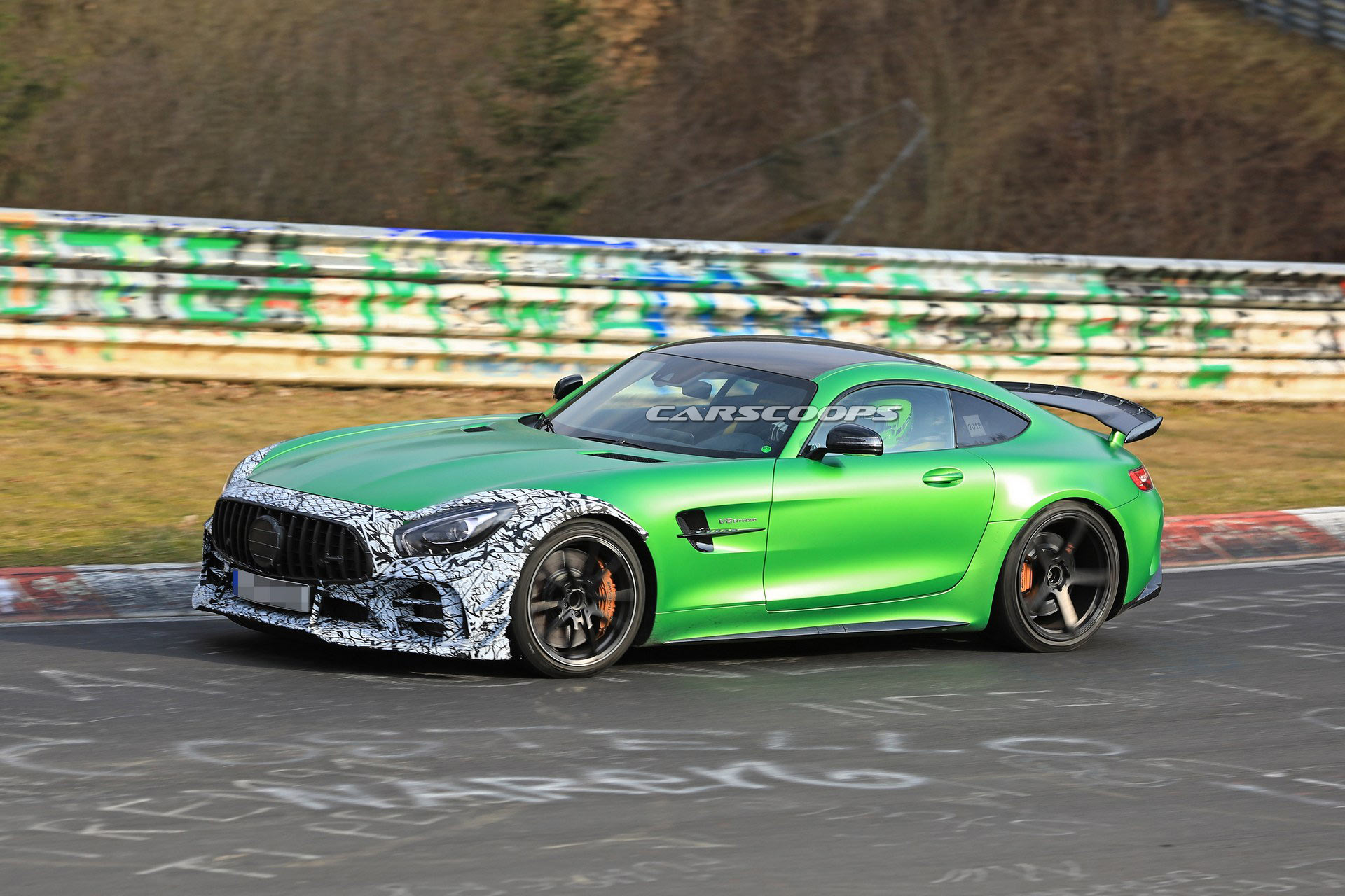 Mercedes-AMG-GT-R-9 Hardcore Mercedes-AMG GT R Spotted Testing, Could Hint At New Changes