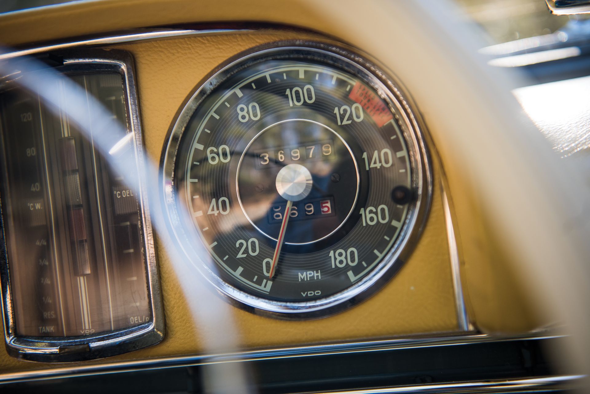 Mercedes-Benz-300-SL-Roadster-Auction-15 1962 Mercedes 300 SL Roadster Would Get Any Collector Excited