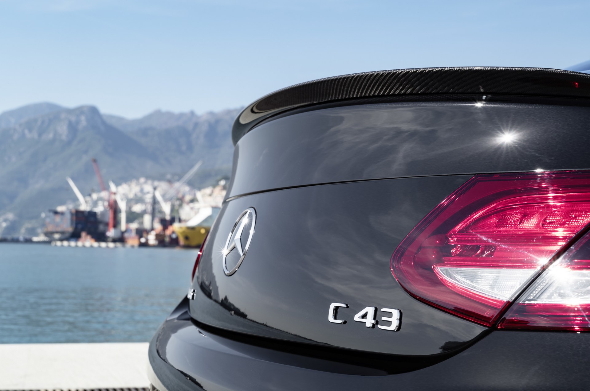 Mercedes-C-Class-Coupe-Cabrio-16 Facelifted Mercedes C-Class Coupe And Convertible Revealed With New Tech And More Power