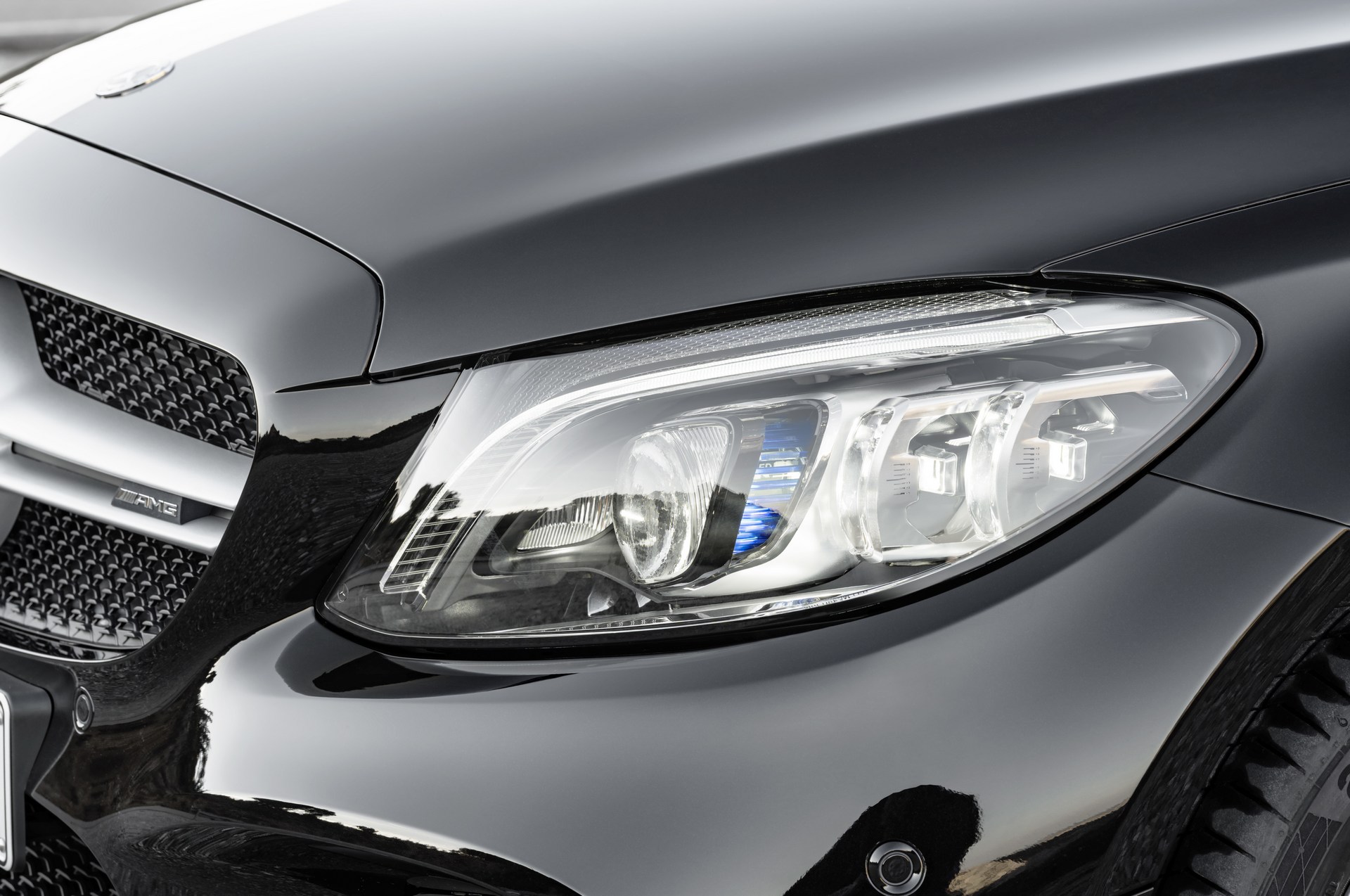 Mercedes-C-Class-Coupe-Cabrio-27 Facelifted Mercedes C-Class Coupe And Convertible Revealed With New Tech And More Power