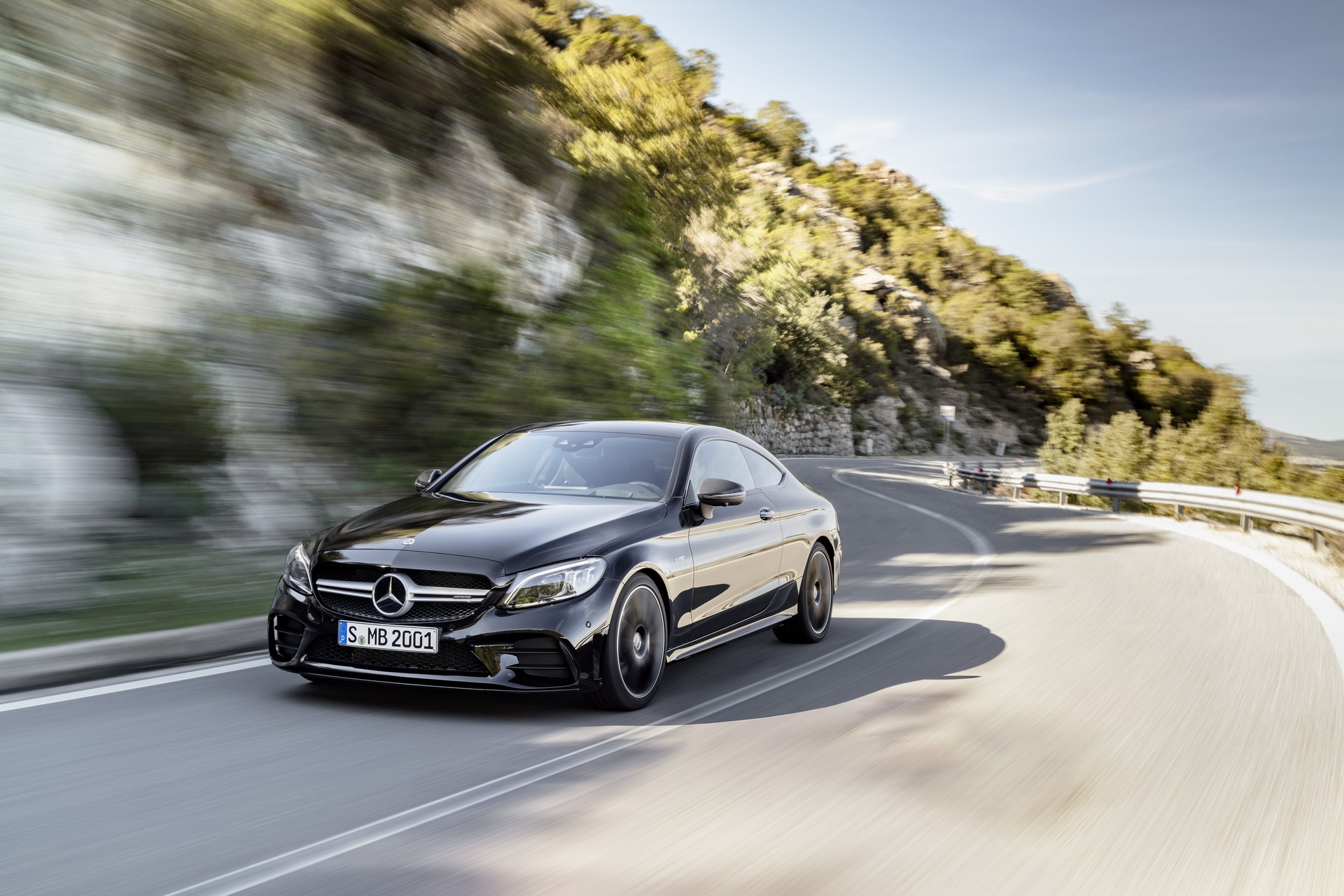 Mercedes-C-Class-Coupe-Cabrio-3 Facelifted Mercedes C-Class Coupe And Convertible Revealed With New Tech And More Power