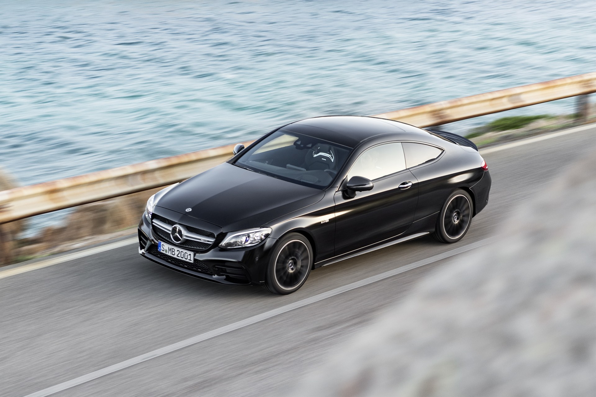 Mercedes-C-Class-Coupe-Cabrio-31 Facelifted Mercedes C-Class Coupe And Convertible Revealed With New Tech And More Power