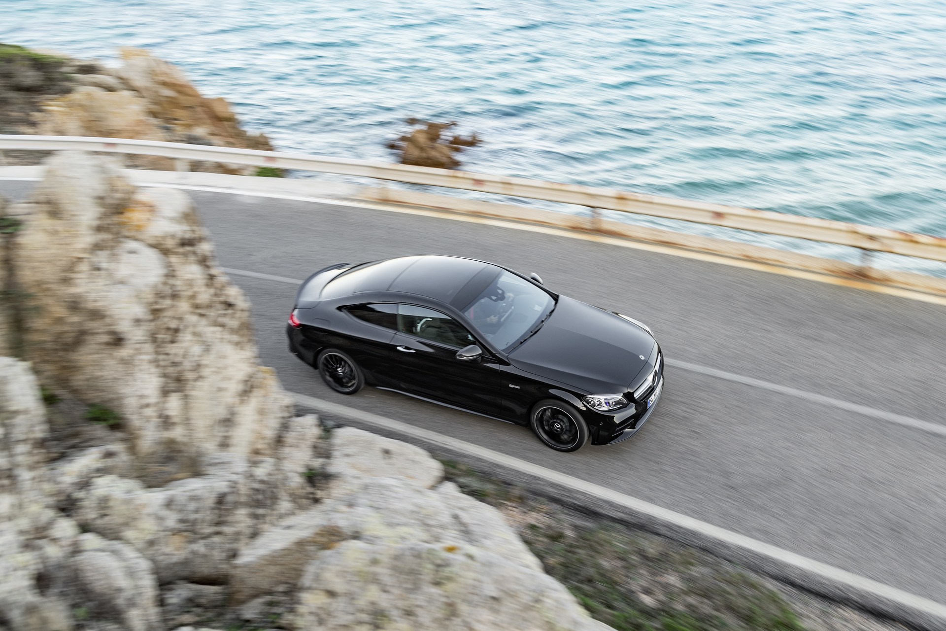 Mercedes-C-Class-Coupe-Cabrio-33 Facelifted Mercedes C-Class Coupe And Convertible Revealed With New Tech And More Power