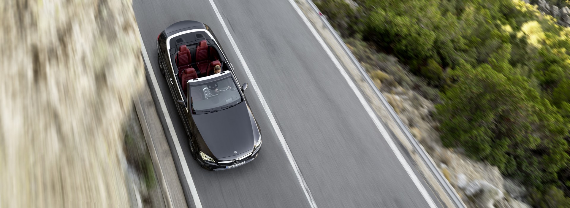 Mercedes-C-Class-Coupe-Cabrio-40 Facelifted Mercedes C-Class Coupe And Convertible Revealed With New Tech And More Power