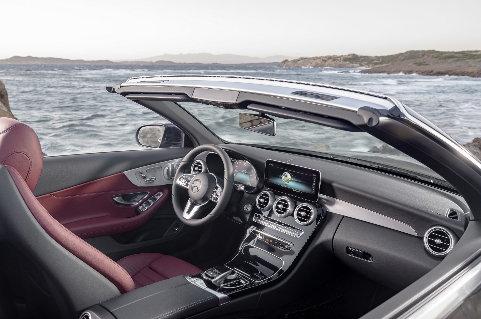 [Imagen: Mercedes-C-Class-Coupe-Cabrio-48.jpg]