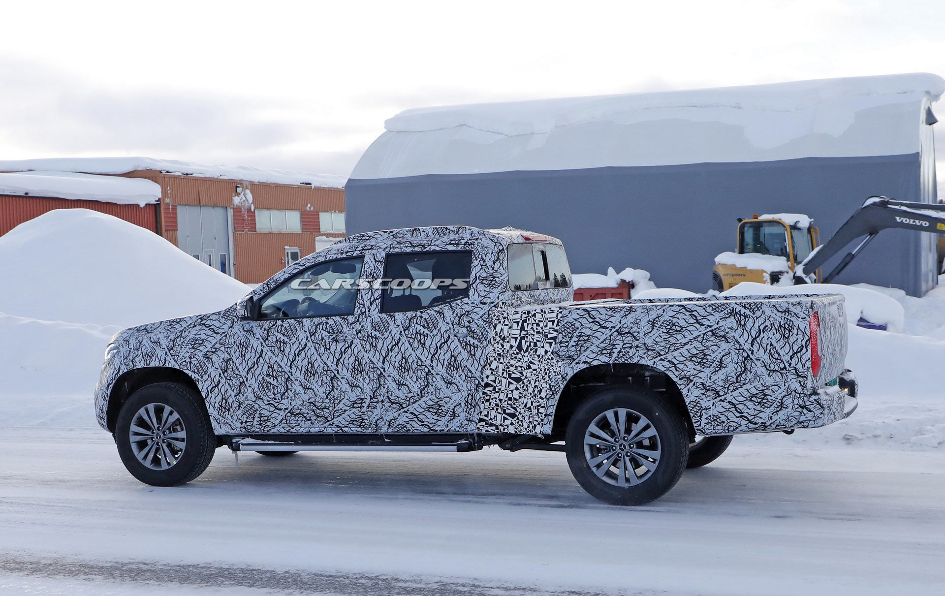 Mercedes-X-Class-8 Mercedes X-Class Spied With A Longer Rear Bed