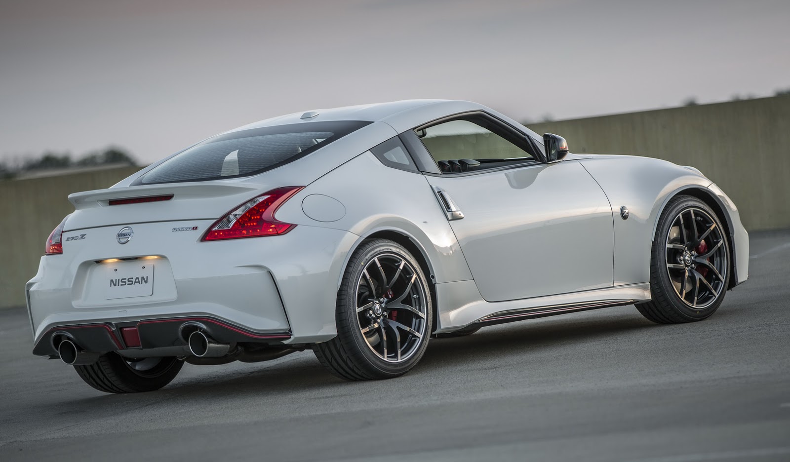 Nissan-Z-Nismo-Reports-3 Next Nissan Z Model Might Get 475 HP Nismo Version