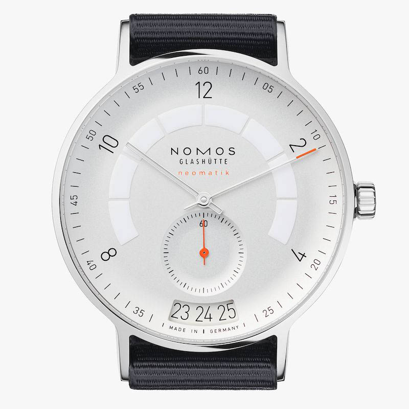 Nomos-1301-autobahn-neomatik-41-datum-2d-front-masked Nomos Autobahn Is A More Understated Take On The Driver’s Watch