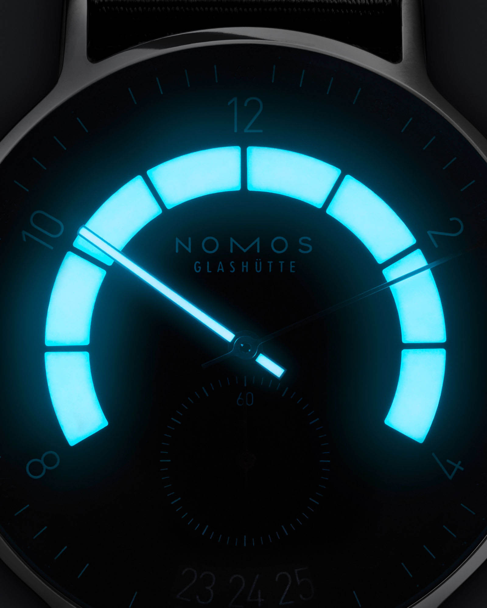 Nomos-Detail-4 Nomos Autobahn Is A More Understated Take On The Driver’s Watch