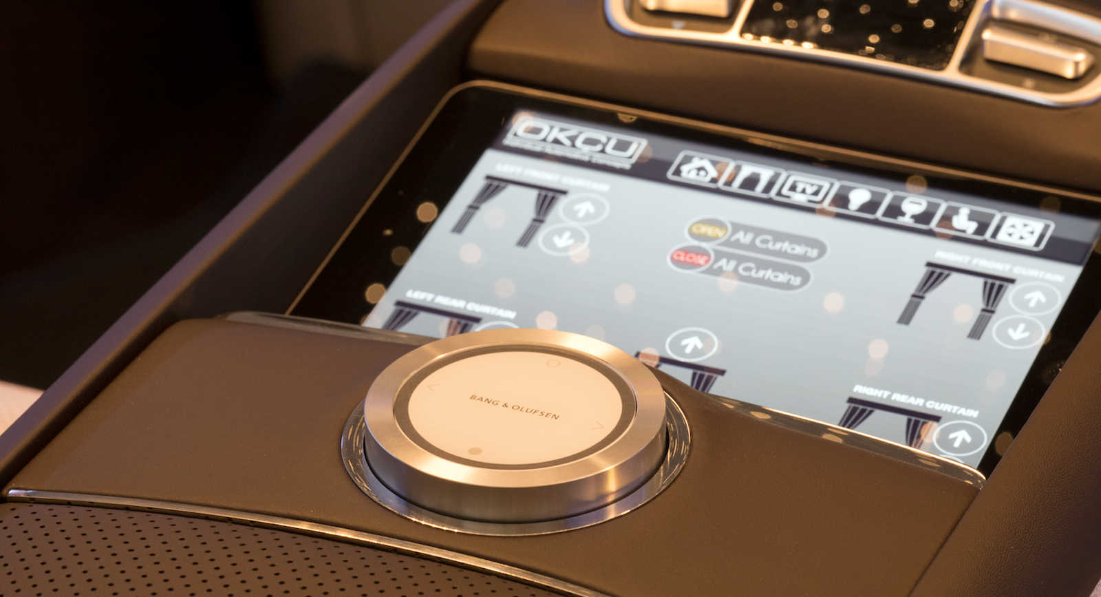 Okcu Signature Edition OKCU’s Mercedes V-Class Signature Edition Is A Real S-Class Rival