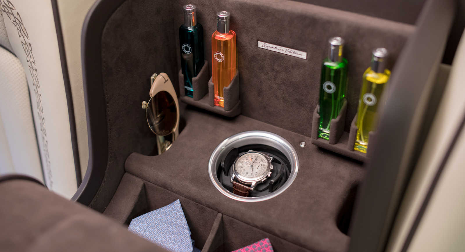 Okcu Signature Edition OKCU’s Mercedes V-Class Signature Edition Is A Real S-Class Rival