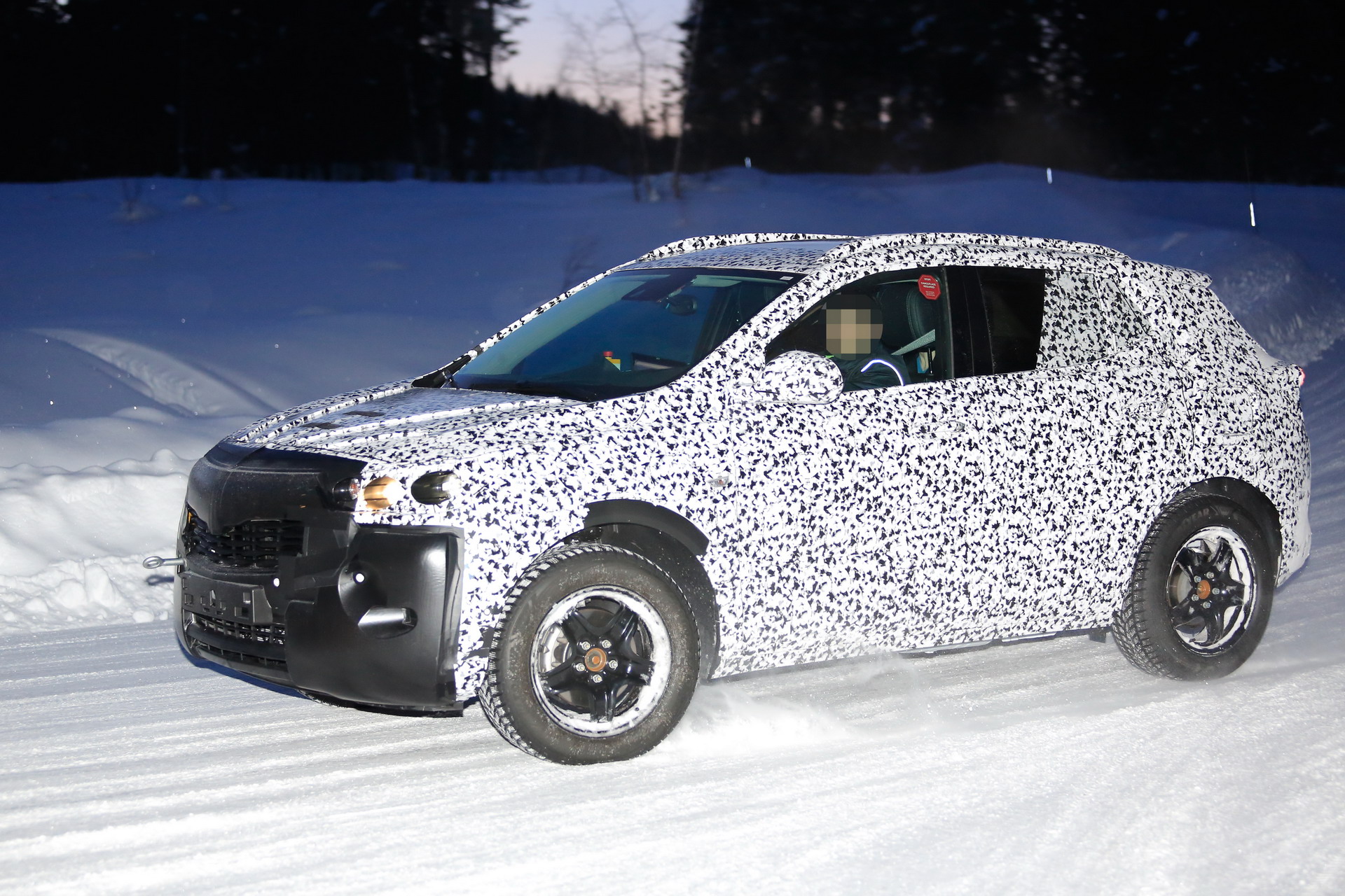 Opel-Mokka-2-2 Next-Gen 2019 Opel Mokka X Spied, Gets PSA Underpinnings