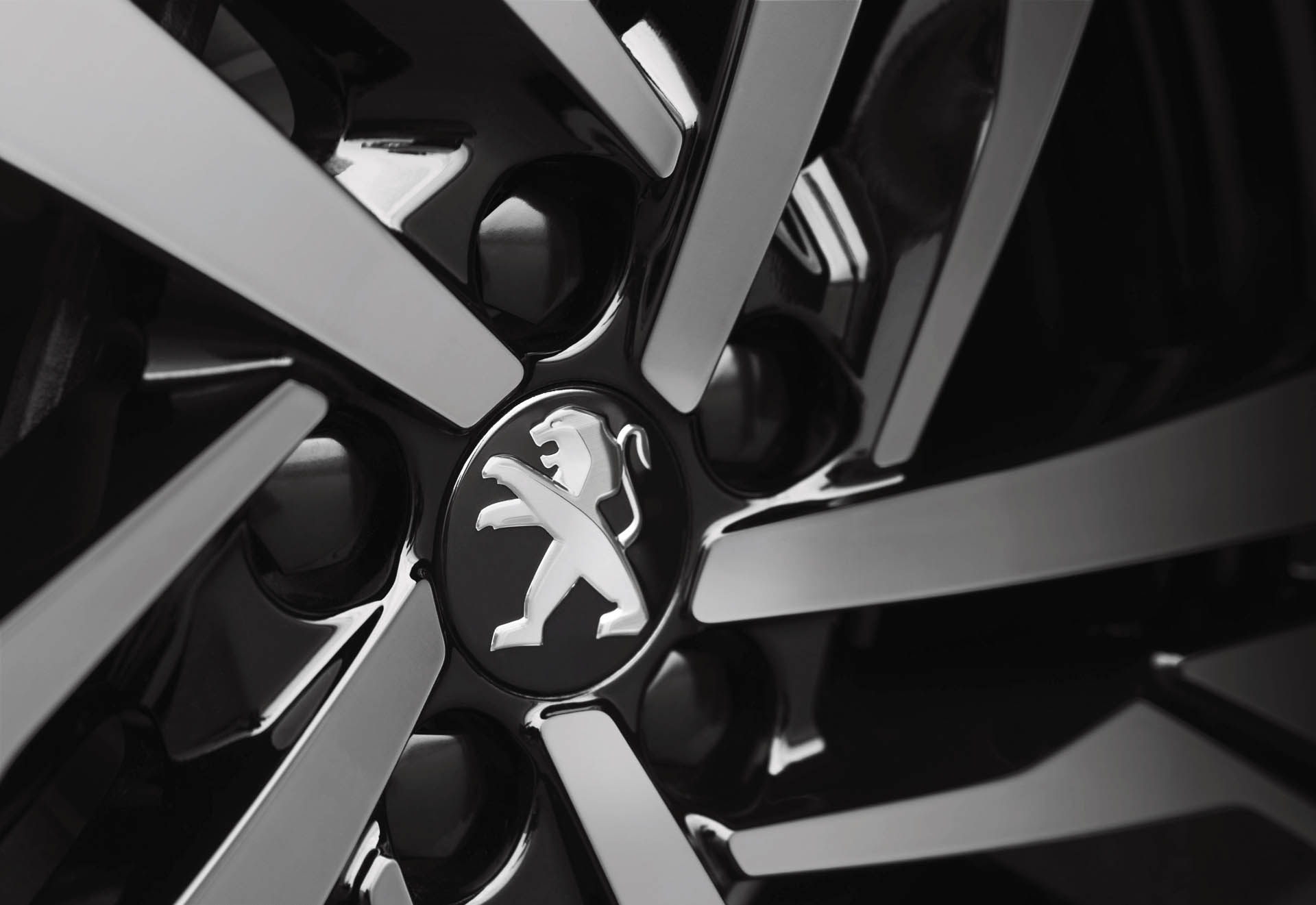 PEUGEOT_508_2202STYP_309 copy Peugeot 508 First Edition Launches The Sharp New French Sedan