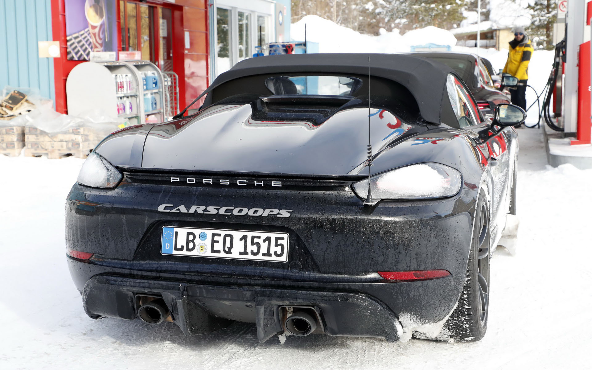 Porsche-Boxster-Spyder-13 2019 Porsche Boxster Spyder Spied Up, Close And Personal