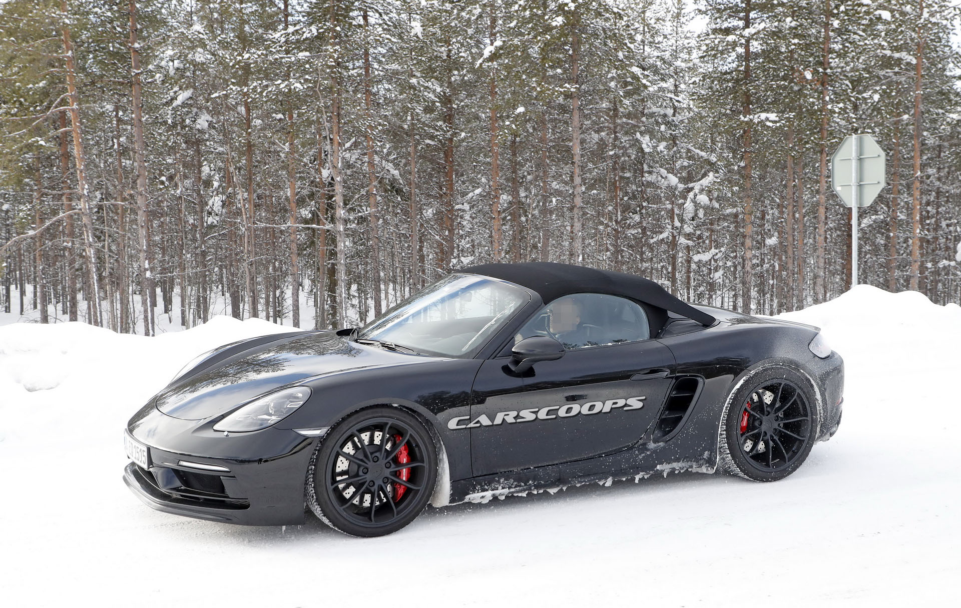 Porsche-Boxster-Spyder-2 2019 Porsche Boxster Spyder Spied Up, Close And Personal